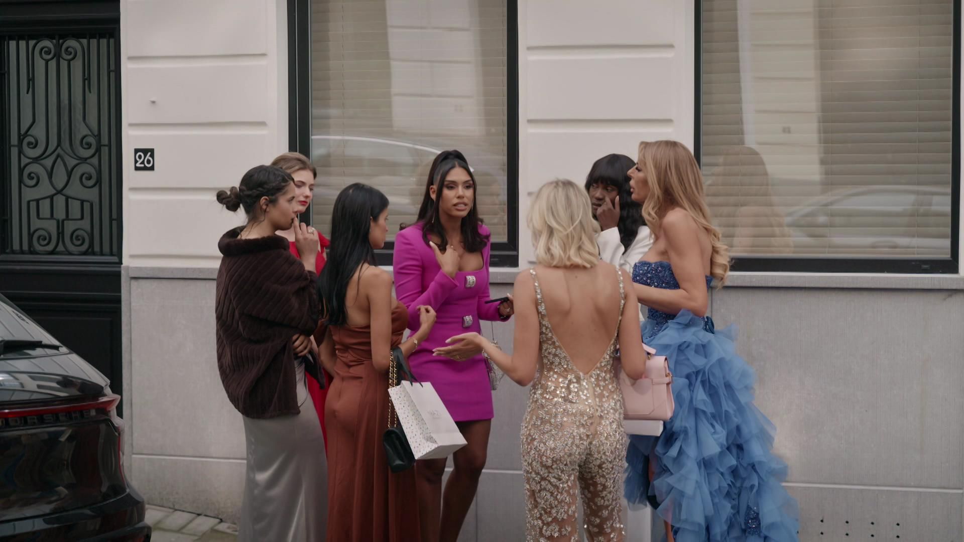Glamour slaat om in chaos in The Real Housewives of Antwerp: "onrespectvolle boerin!"