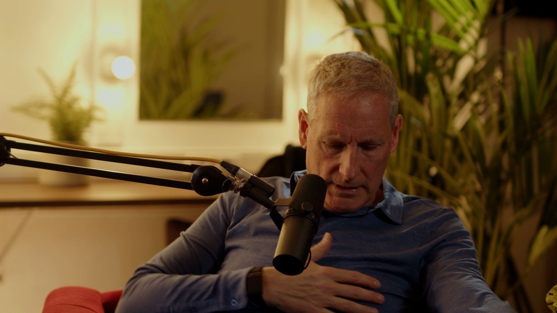 Gert Verhulst gebodyshamed door fan: "U heeft manboobs"