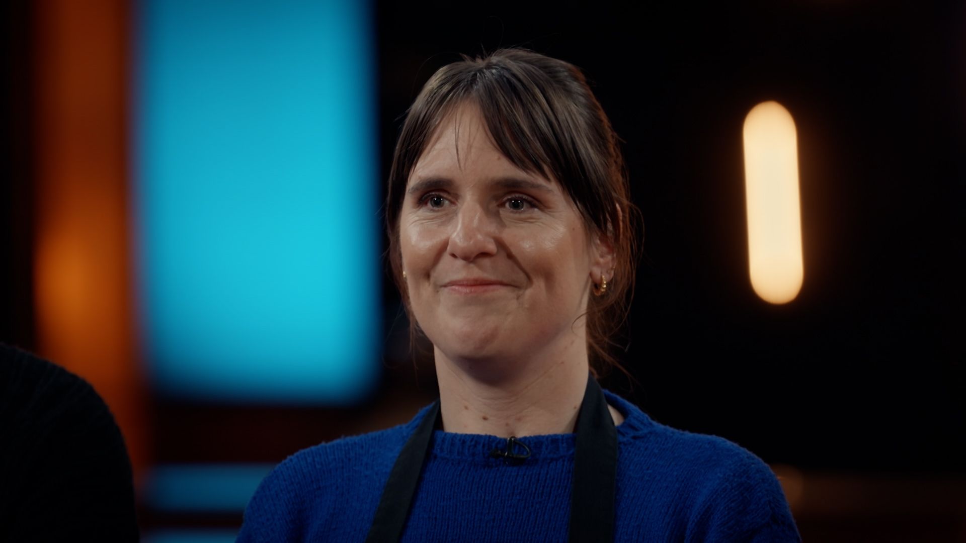 Niemand verlaat MasterChef met zoveel stijl: Sarah Vandeursen rolt letterlijk de halve finale uit